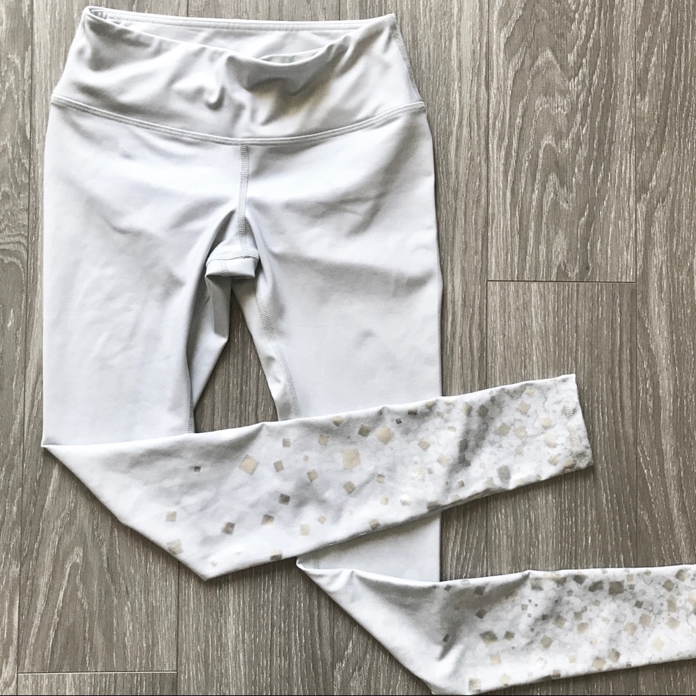 NWOT Alo Yoga Leggings Brilliance Metallic Size XS